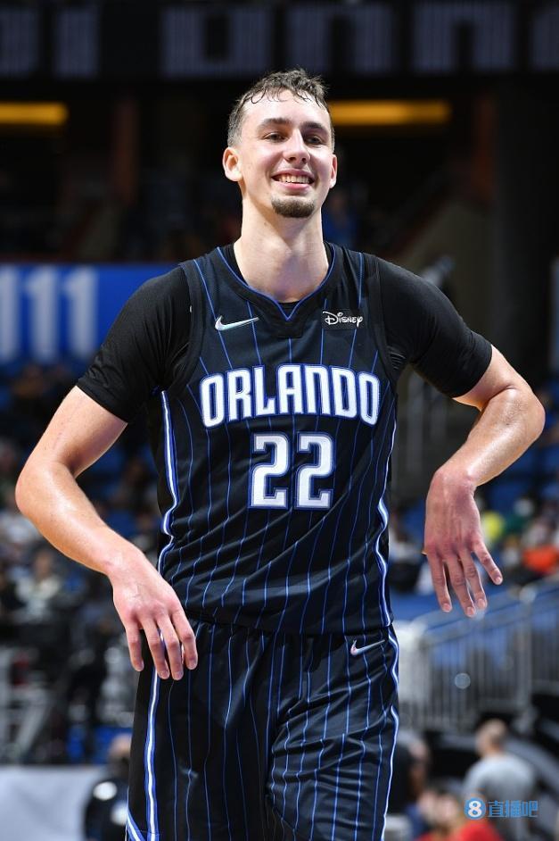 爱游戏-意甲今晚再迎强敌；奥兰多魔术更衣室发声；主帅态度：管理层满意；年轻球员得到机会的简单介绍